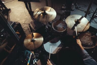 The 7 Best Audio Interfaces for Recording Acoustic Drums (2026)